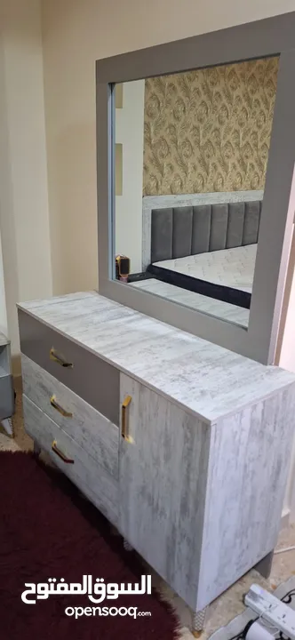 بيع غرف نوم ماستر نظيف مميزه بدون الفرشه