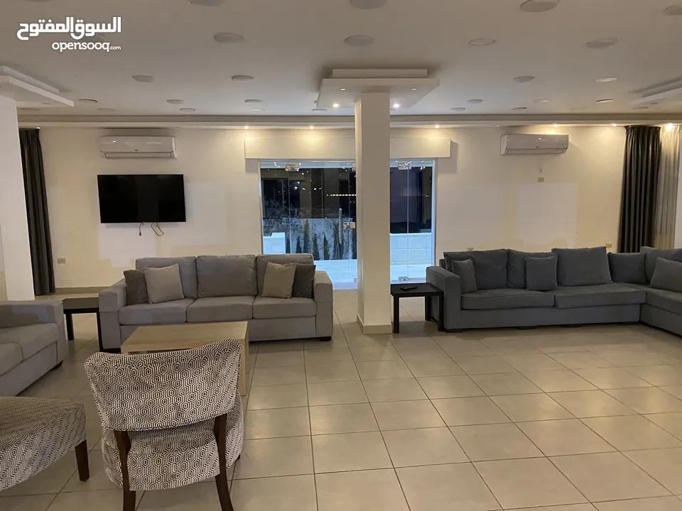 فيلا فخمه للايجار اليومي