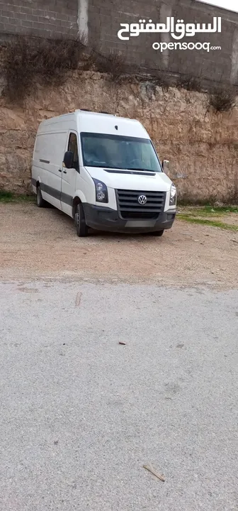 باص كرافتر مع ثلاجة تبريد