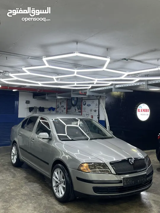 سكودا اوكتافيا بنزين اوتماتيك اصل حكومي مطور 1.6 بحالة الوكاله موديل 2007