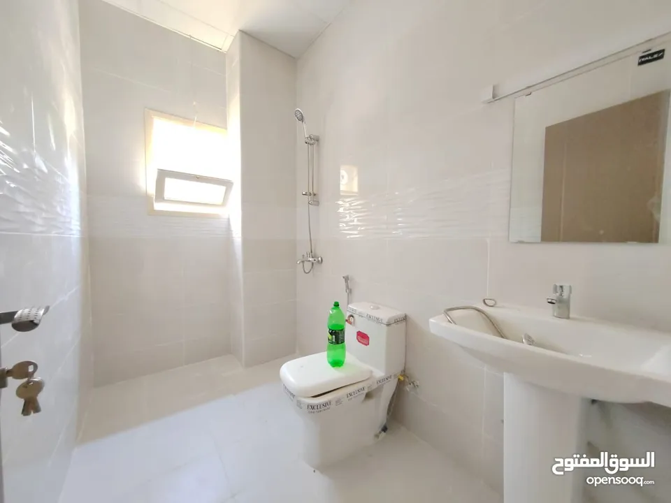 فيلا للايجار منطقه الزاهيه