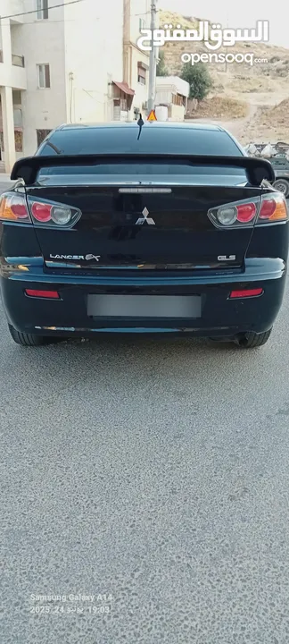 متسوبيشي لانسر فراشة موديل 2015 فحص مرفق مع الصور بحالة الوكاااااالة  ماشية 49 الف km  أصلي