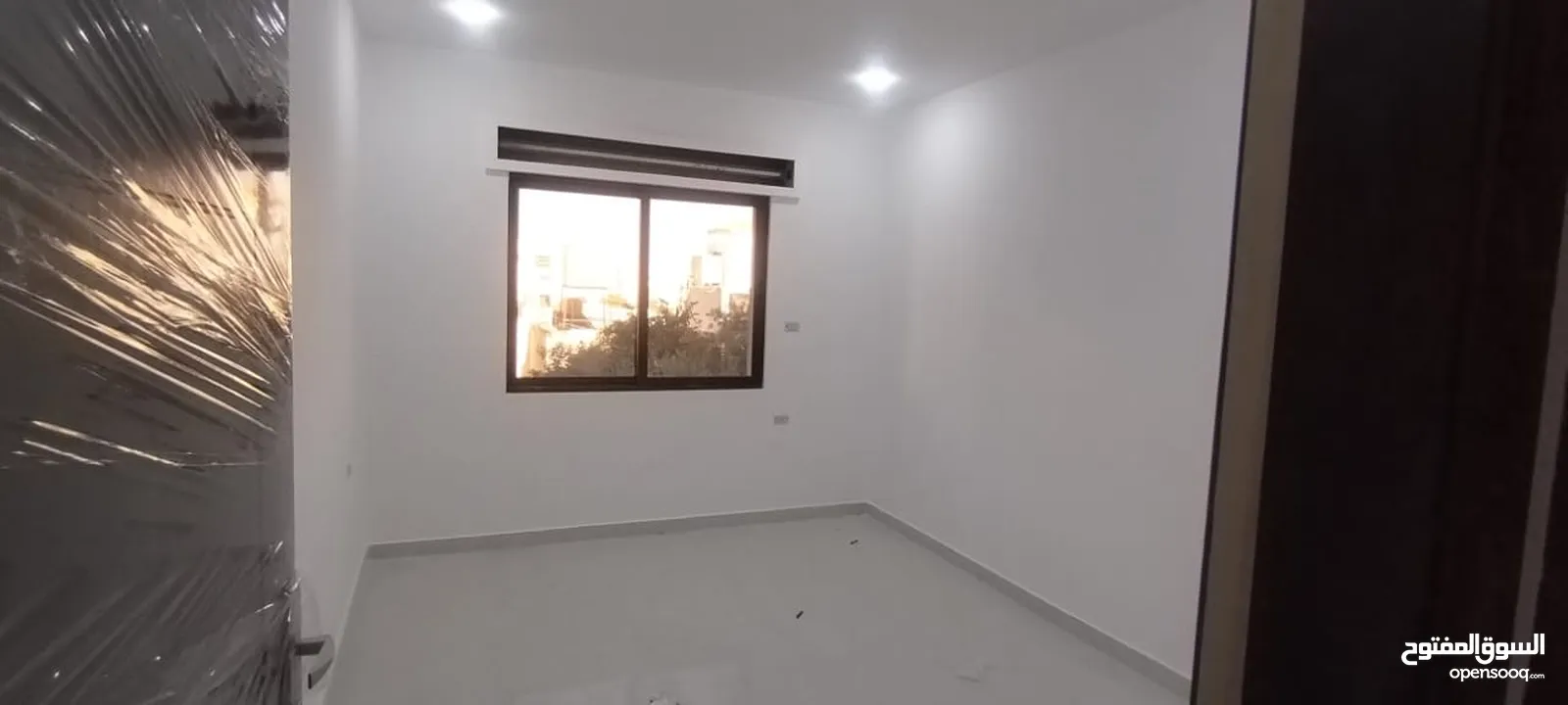شقة للبيع طبربور بالقرب من دوار الدبابة خلف جبر مول