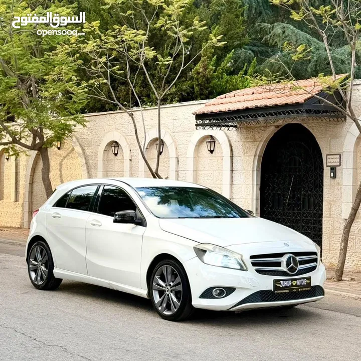 مارسيدسA180