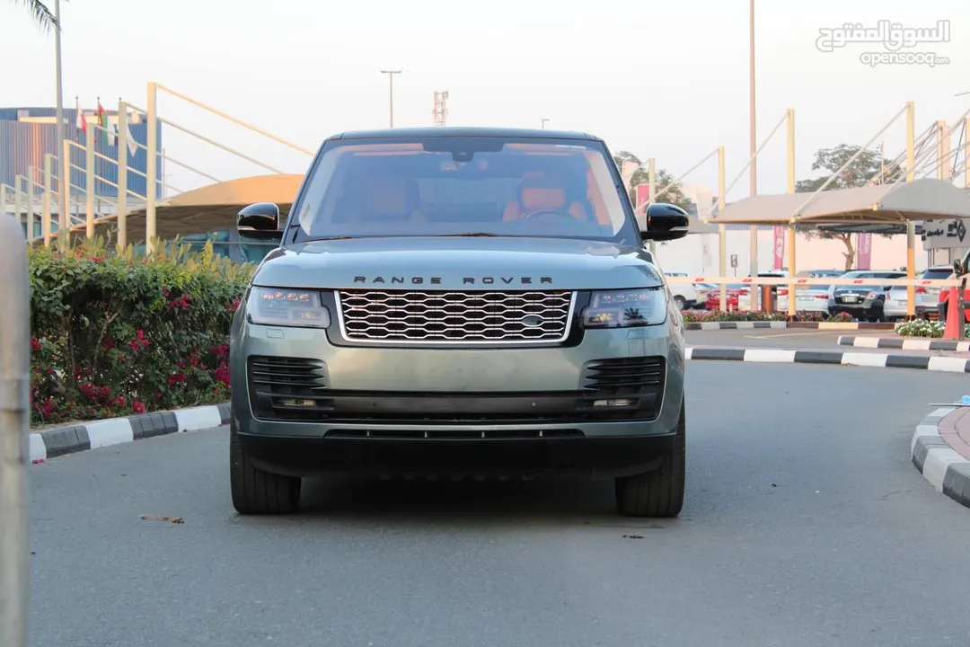 2016 RANGE ROVER VOGUE GCC FULL LOADED GREAT CONDITIONS