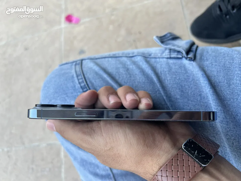 ايفون اخو الجديد