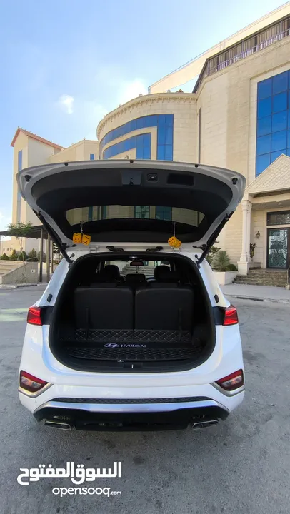 Hyundai Santa Fe 2019 one million