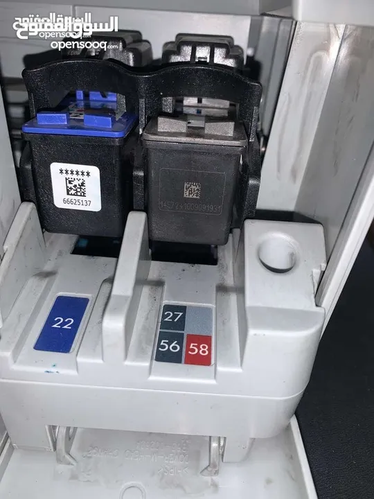طابعة hp officejet 5610 all in one شوف الوصف الطابعة شبه جديدة استعمال بسيط جدا
