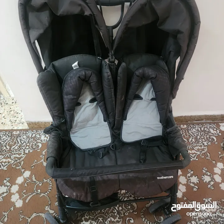 عرباي توأم
