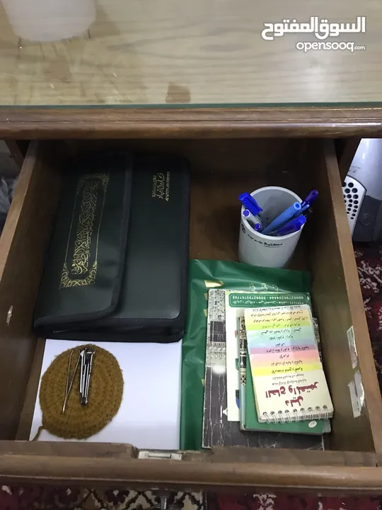 مكتب دراسة تفصيل خشب زان مع لوح زجاج حماية للمكتب جديد بحالة الوكالة استخدام خفيف الطول 160 سم
