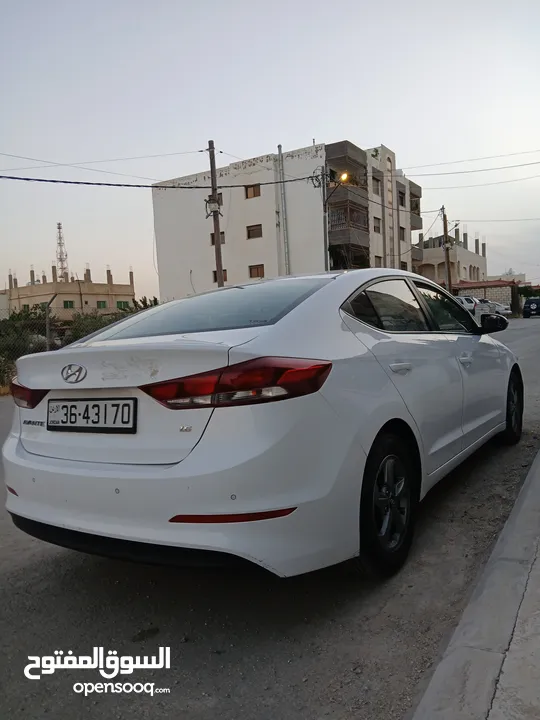 هيونداي افانتي 2018 AD