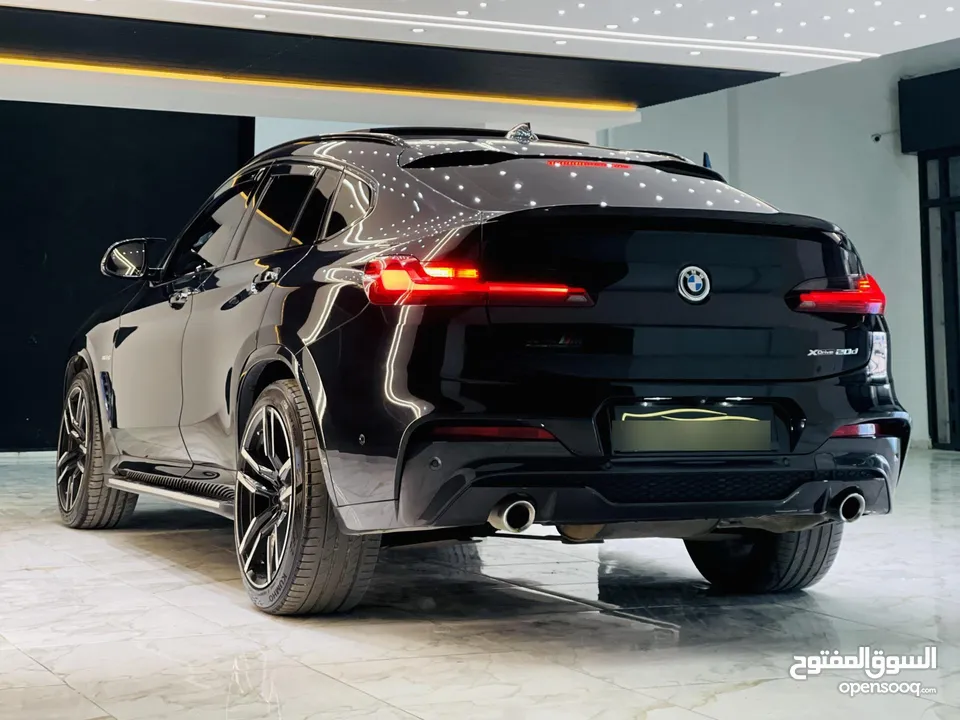 BMW X4 M/// FULL++ D20 X DRIVE 2020
