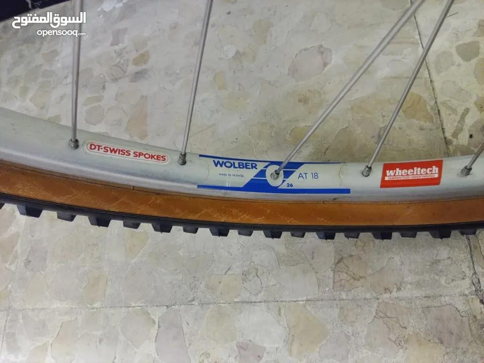 MEN'S MOUNTAIN BIKE BRAND ( ROCKY MOUNTAIN ) year 1991