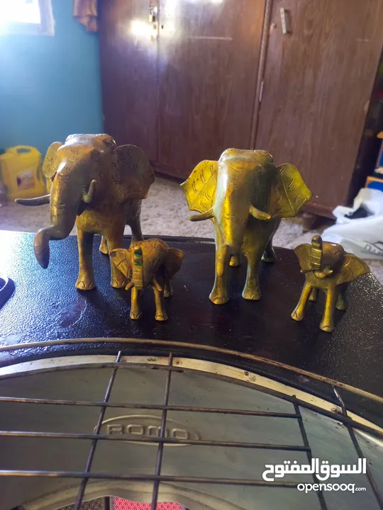 فيل عدد 4 نحاس اصفر للبيع