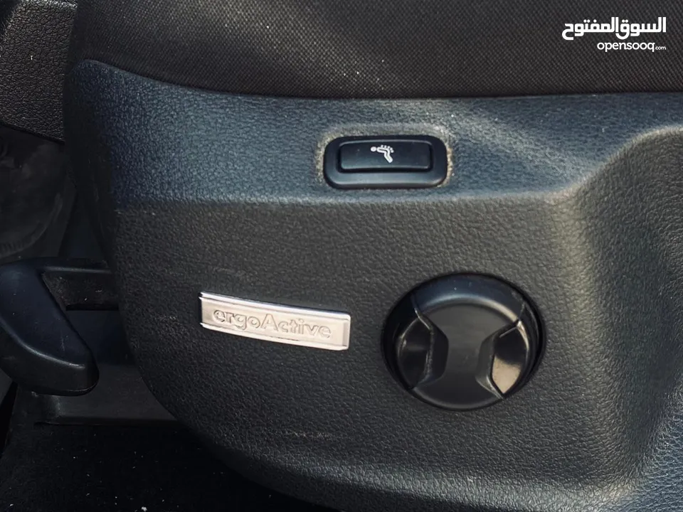 جولف MK 7.5 Golf GTI بتعديلات Full GTI والاجمل بكل تفاصيلها ولونها السيارة فل اضافات ولا غلطة