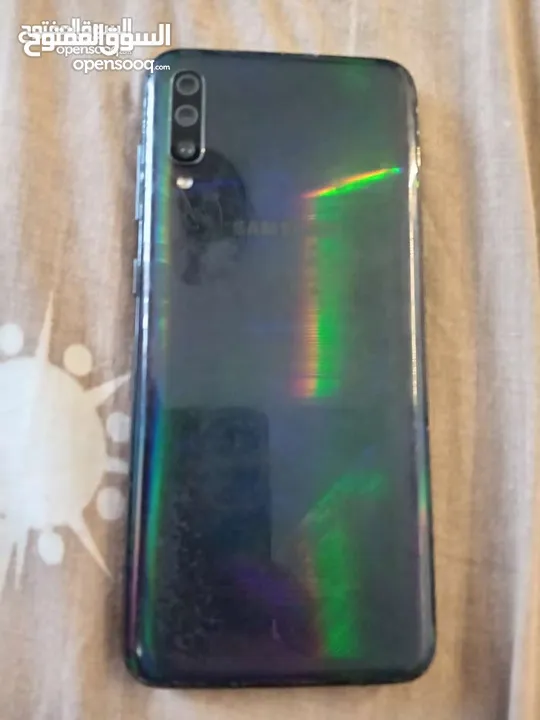 جهازين للبيع او للبدل Samsung a70/ infinix hot 30i