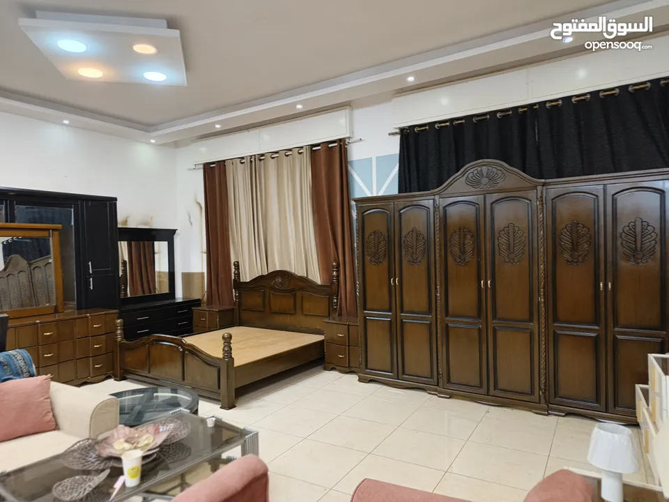 غرفة نوم ماستر بحاله ممتازه