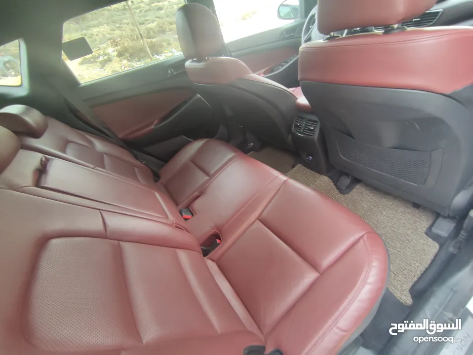 هونداي توسان بنزين فل مسكر اضافات دفع رباعي جيب بالكرتونة قطارة بالمصروف