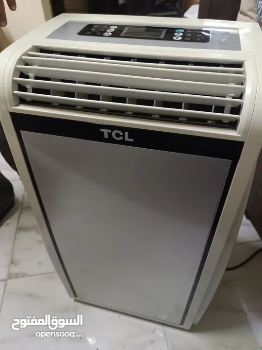 مكيف tcl متنقل مش انفيرتر بحالة ممتازة معاه كامل ملحقاته طن واحد