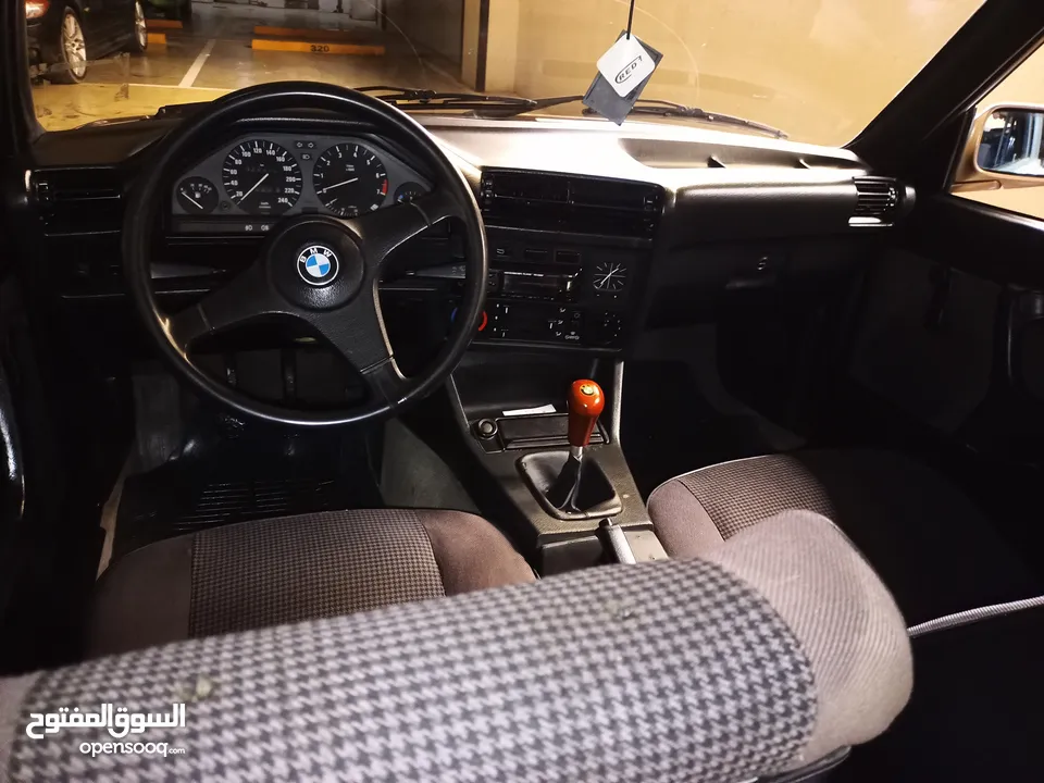 BMW E30  323 Manual transmission 1985 Model For sale