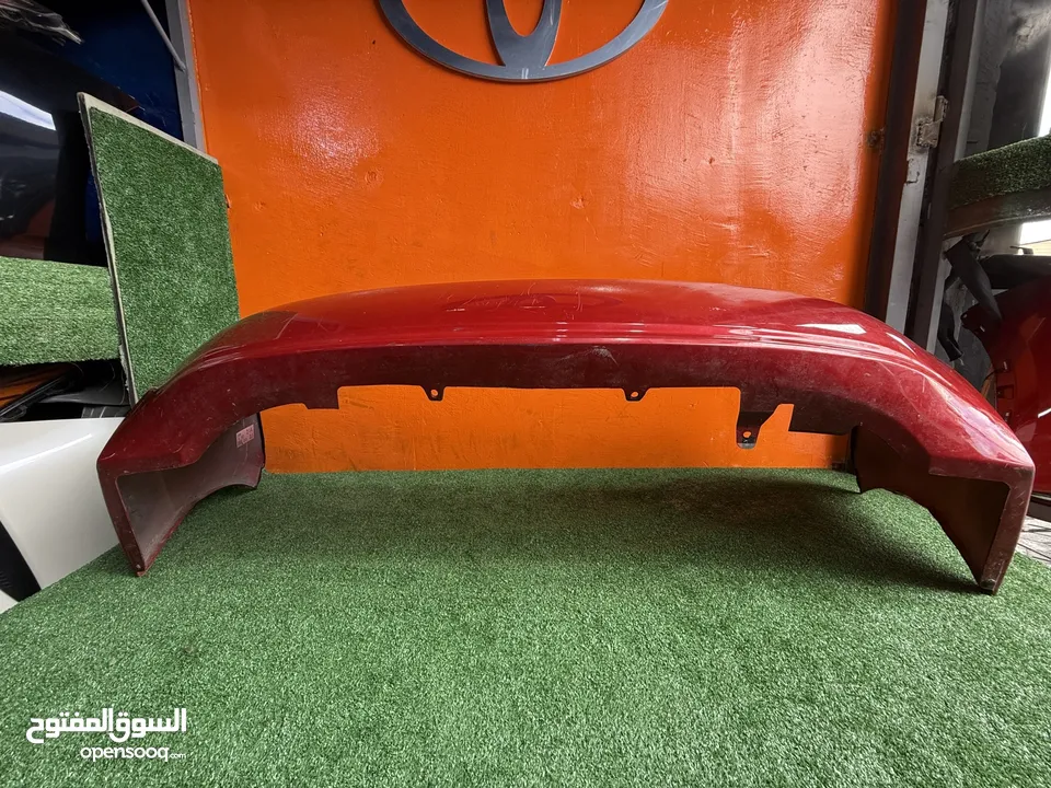 طمبون خلفي تويوتا بريوس 2010-2015  اصلي مستعمل بحالة جيده موضح بصور  Toyota Prius ياباني2010-2015