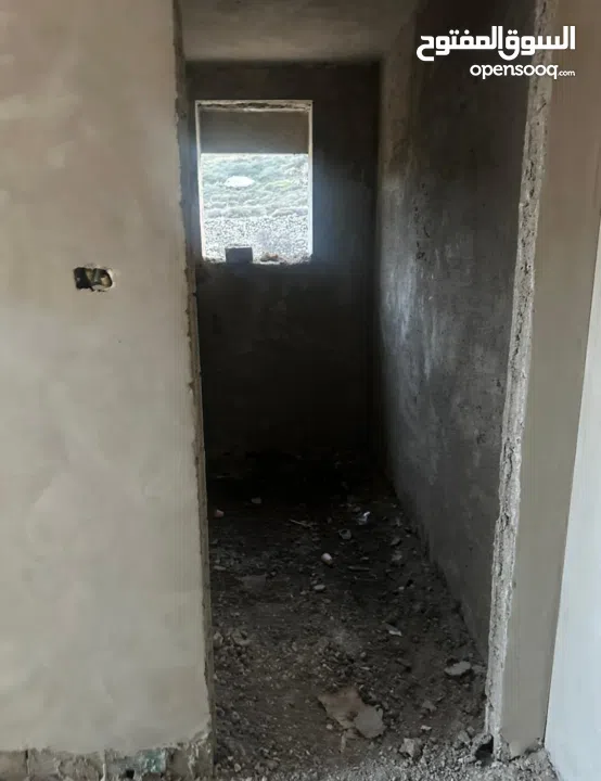 شقة للبيع طابو سلطة نزول الخلفاء مقابل حي الفلل