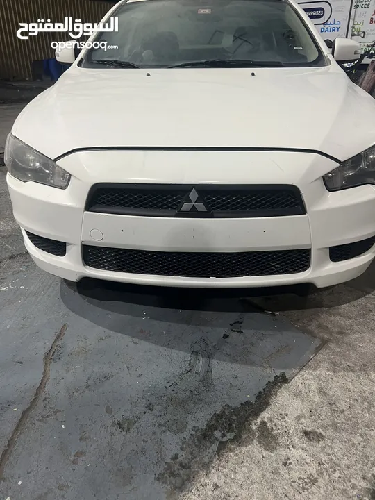 Mitsubishi lancer 2015