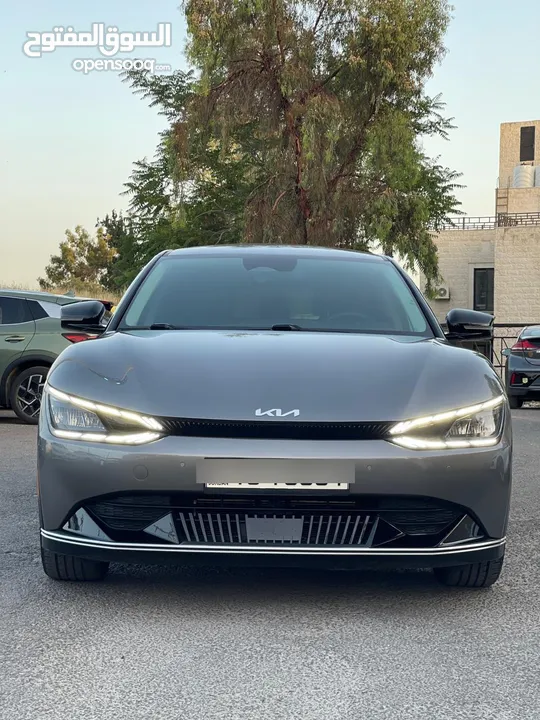 كيا ev6 2023 فل كامل ما عدا الفتحه فحص كامل بدون ملاحظات جمرك جديد للبيع بسعر مميز