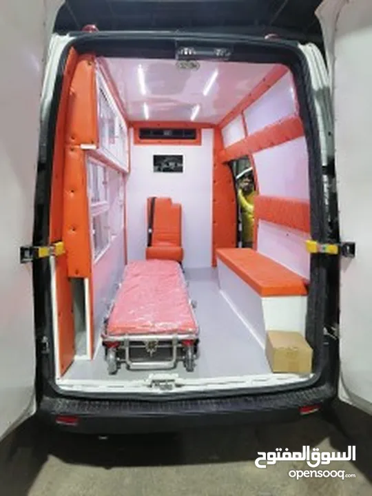 تجهيز سيارات إسعاف وذوي الاحتياجات الخاصة