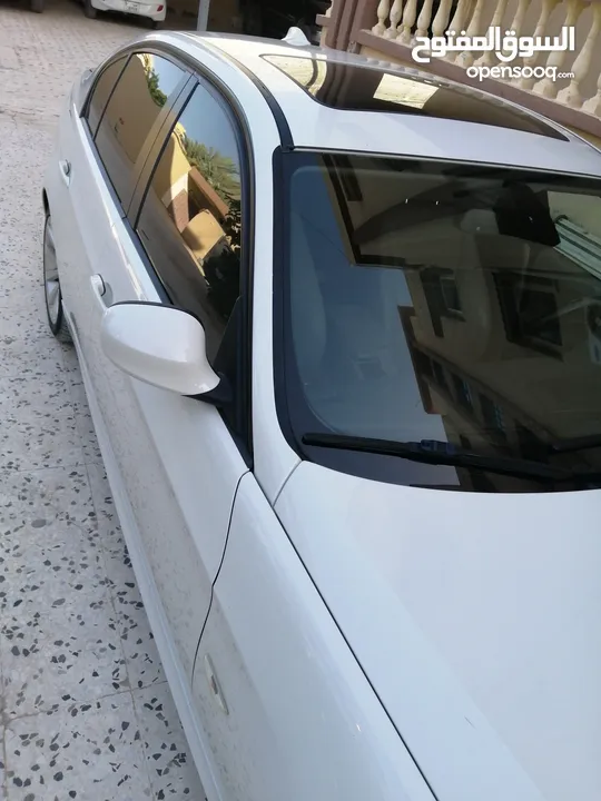 BMW 328i 2011 للبيع