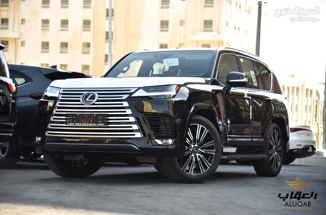 لكزس LX600 2024 وارد الوكيل عداد زيرو فاخرة لون اسود مميز