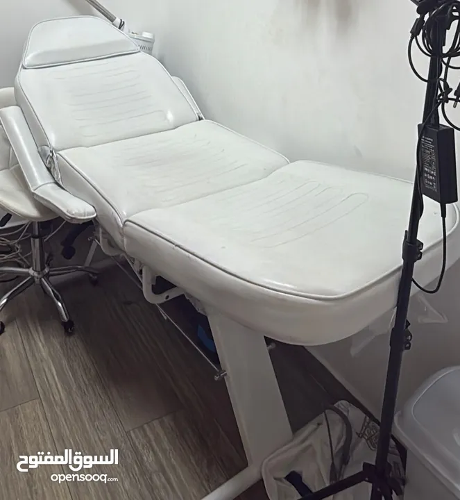 بيع اغراض صالون كامل بسبب السفر