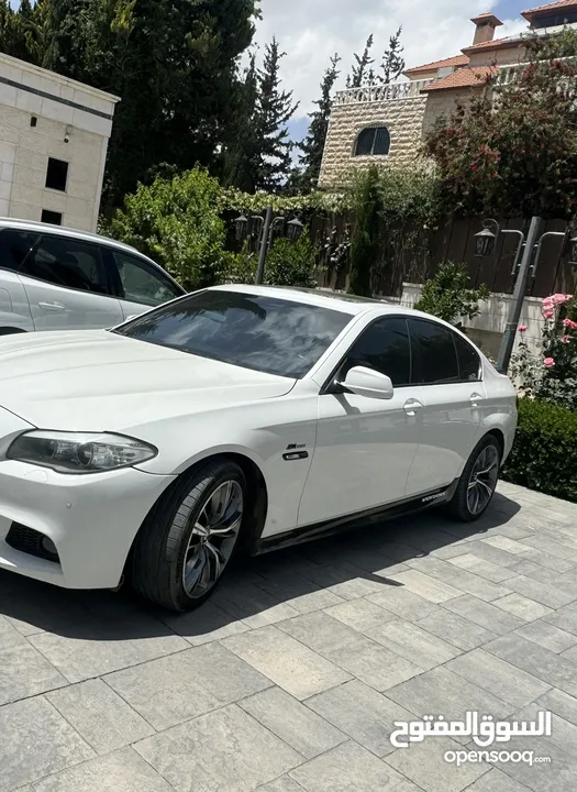 السلام عليكم يعطيكم العافية ديزل ماتور 2000 تون تيربو Bmw 520d للبيع سيارة فحص كلشي تمام التمام صححح