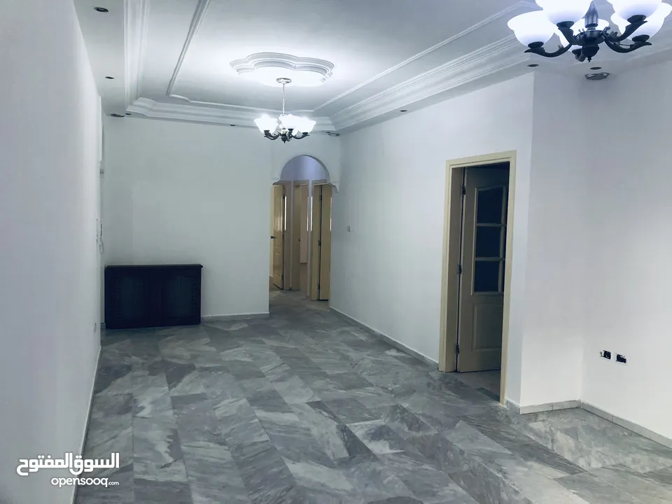 شقه للايجار ضاحية الامير راشد
