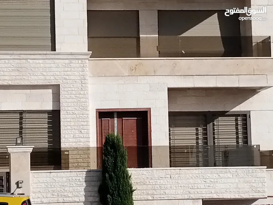 معرض رام الله الرونق للزجاج و مرايا و سيكوريت ستانلس ستيل  شور بكس سوكاريت  ارمان بترينات