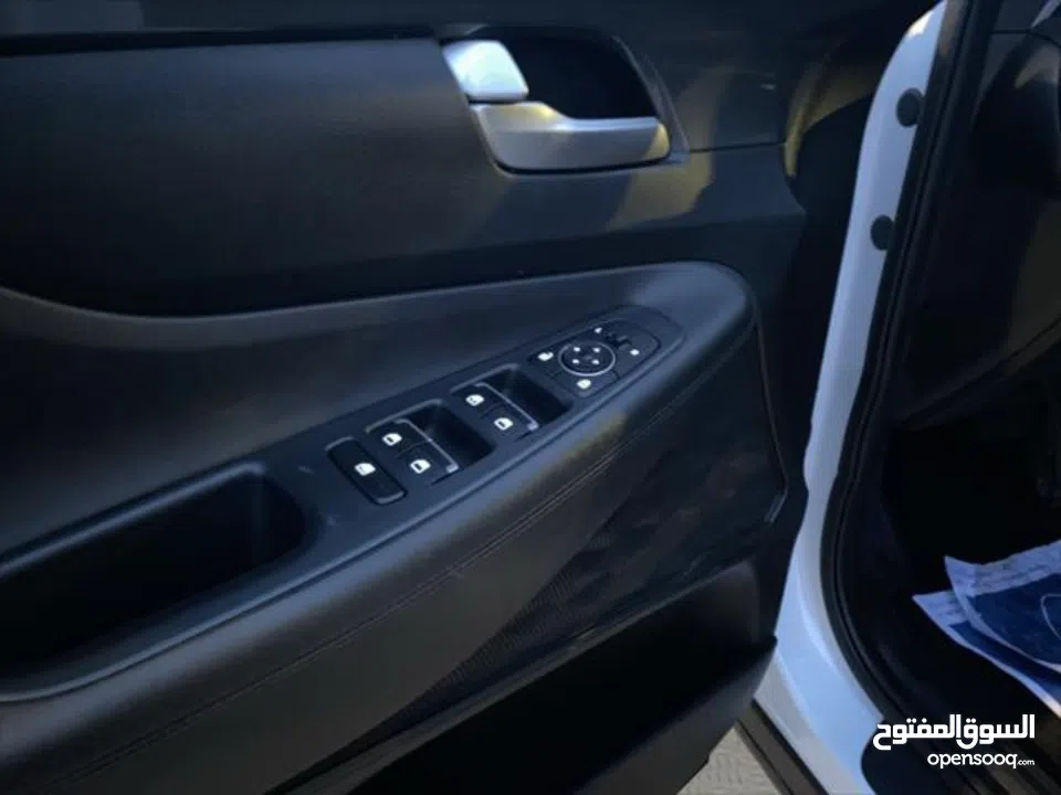 للبيع: (هونداي سانتافي ،2021 )— فخامة SUV حقيقية بحالة وكالة