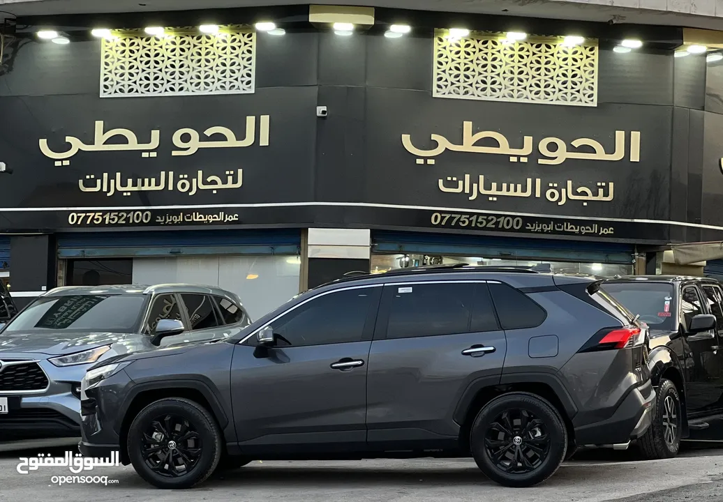تويوتا راف فور 2024 بانوراما عداد  4 الآف كيلو فقط جمرك جديد ( قابل للبدل )