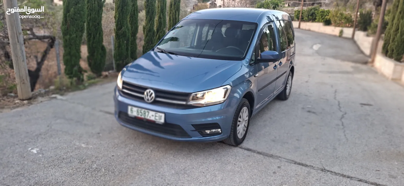 كادي موديل 2018 ماتور 2000ديزل -ركاب 6+1-ماشي 115الف كليو -غيارعادي فحص نظيف صلاة النبي