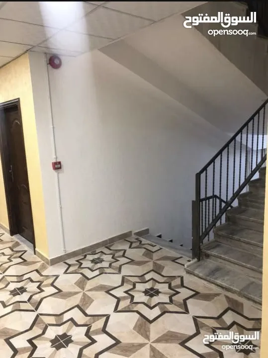مكاتب حديثه وجديده  مع مصعد مطبخ  تصلح عيادات صحيه او مختبرات او شركات او محاميين او غيره من الاعمال