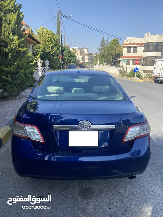 تويوتا كامري هايبرد 2011 بحاله الوكاله استخدام شخصي وبسعر 8100 دينار