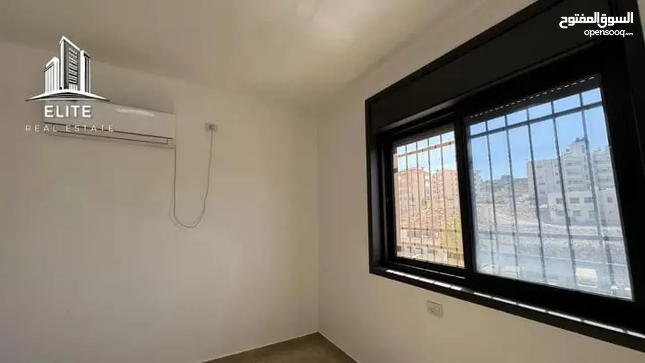 للايجار شقه دبلكس في سطح مرحبا قرب شارع القدس