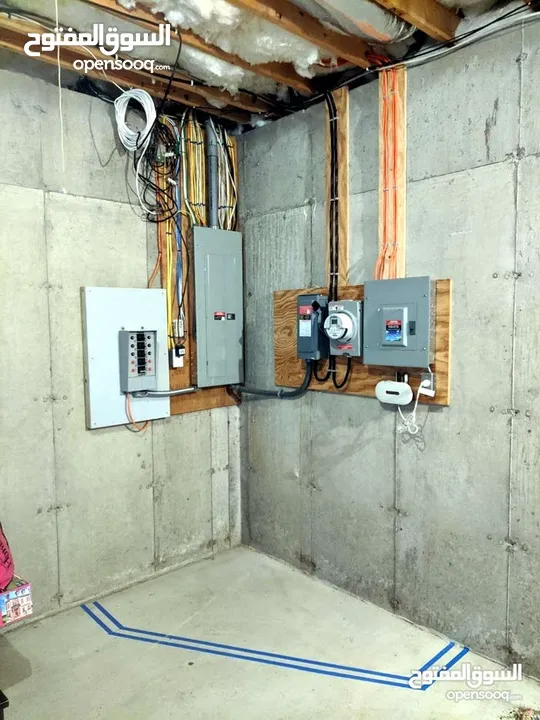 كهربجي محترف متنقل خدمه 24 ساعه فنان و دقيق  electrical Installation specialist and intercom