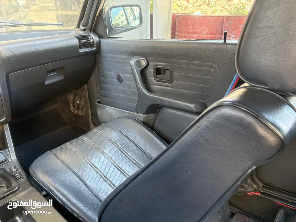 BMW E30 1988