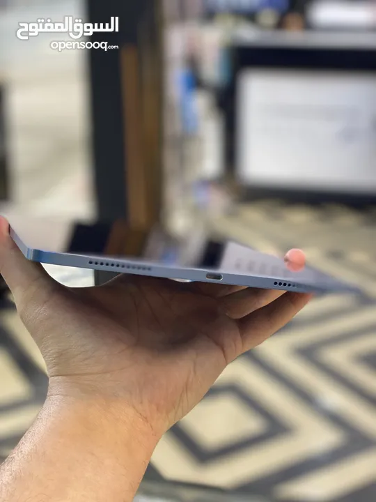 Ipad Air5 used for sale ///// ايباد اير5 مستعمل مع كرتونه واغراض وكالة ومكفول