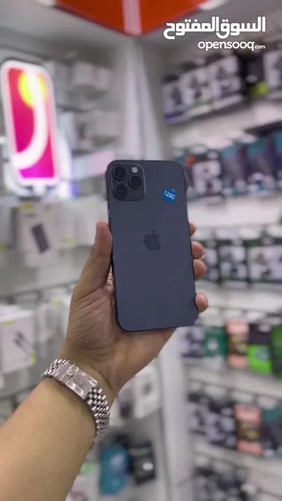 عرض خااص : iPhone 12 pro 128gb هاتف بحالة الوكالة بدون شموخ أو مشاكل مع ضمان و ملحقات و بأقل سعر