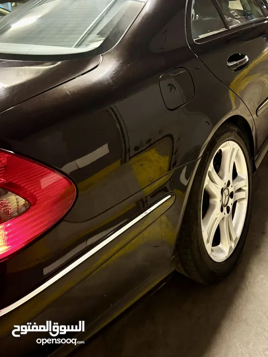 سيارة مرسيدس  E200افنجارد بانوراما موديل 2007 للبيع