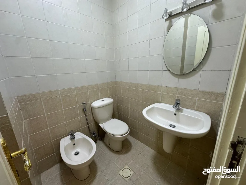 شقة غير مفروشة للبيع في عبدون  ( Property 40540 )-174843601