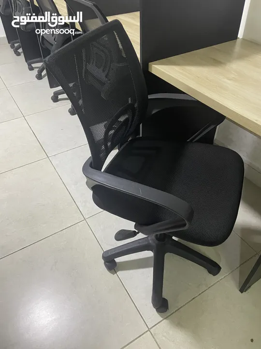 كرسي شبك للبيع بسعر حرق 18 دينار فقط
