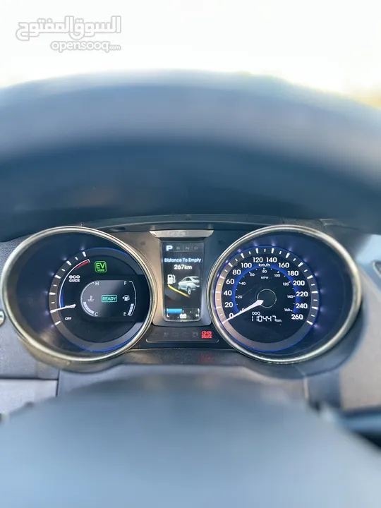 Hyundai sonata 2012 royal 7 جيد