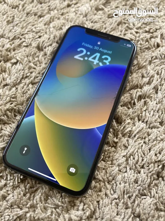 iPhone X 256 GB Bat:95%ايفون اكس بحاله الوكاله